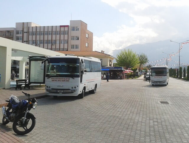 How to get from Antalya airport to Belek?